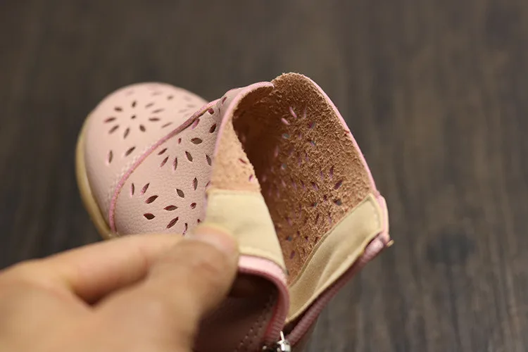 Scsech/Новинка; брендовая Осенняя обувь для маленьких девочек; модная повседневная кожаная обувь для девочек; обувь для девочек для вечеринок; S8827