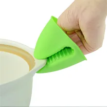 

1Pc Kitchen Bake Silicone Heat Resistant Gloves Clips Non Stick Anti-slip Pot Bowel Holder Insulation Cooking Baking Oven Mitts