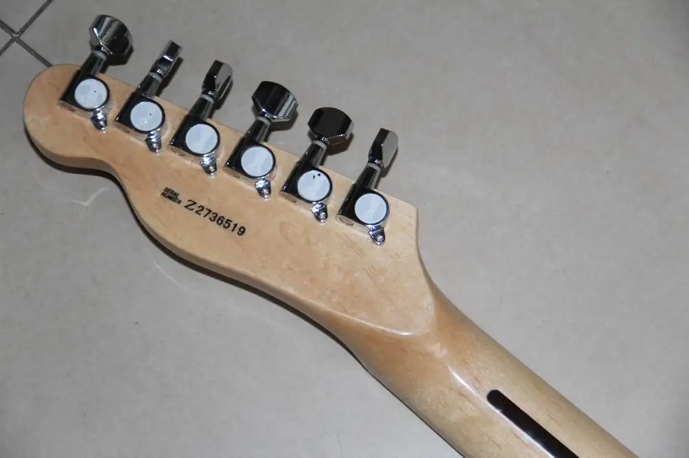 New Arrival Fr STR model electric guitar ASH body in natural 111128 wooden