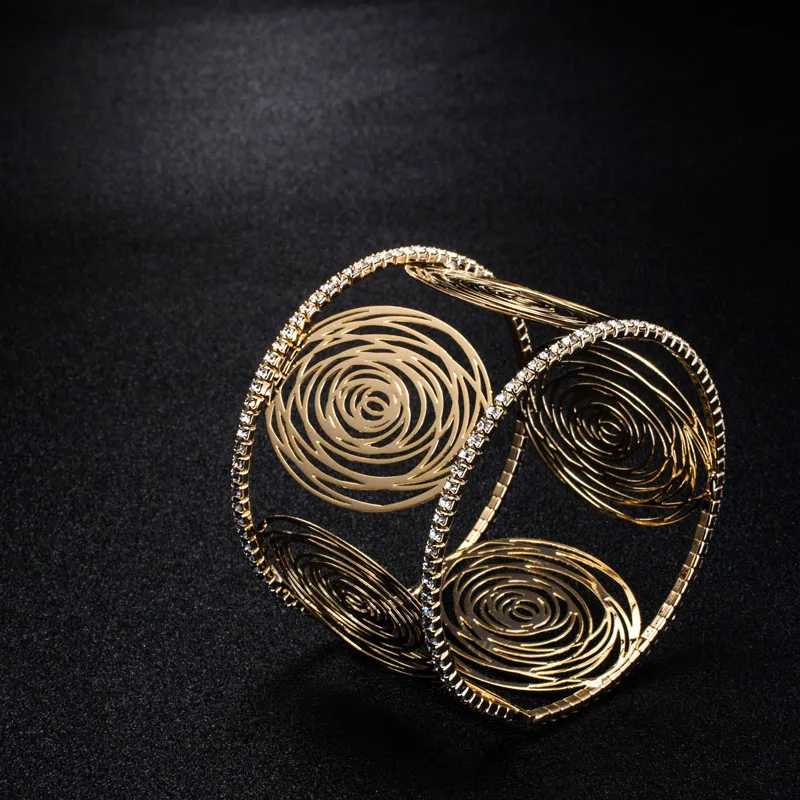 Fashion Wide Cuff Bracelets for Women Gold Color Metal Sparkly Crystal Rhinestone Round Flower Open Bangle Bracelet (1)
