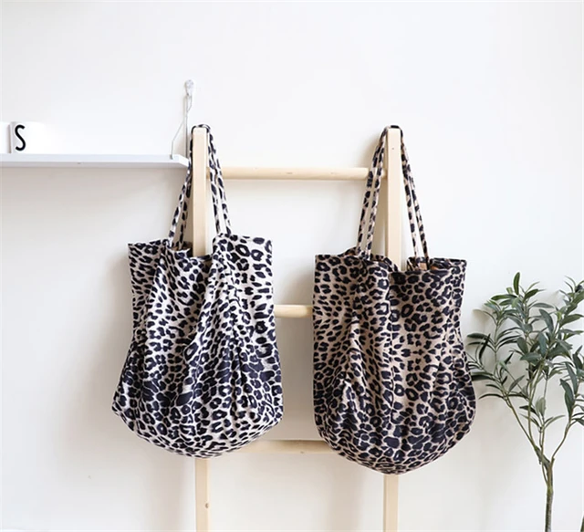 ALAZA Leopard Print Cheetah Lips Tote Bag for Women School Large Reusable  Grocery Bags Lightweight Shoulder Handbag with External Pockets