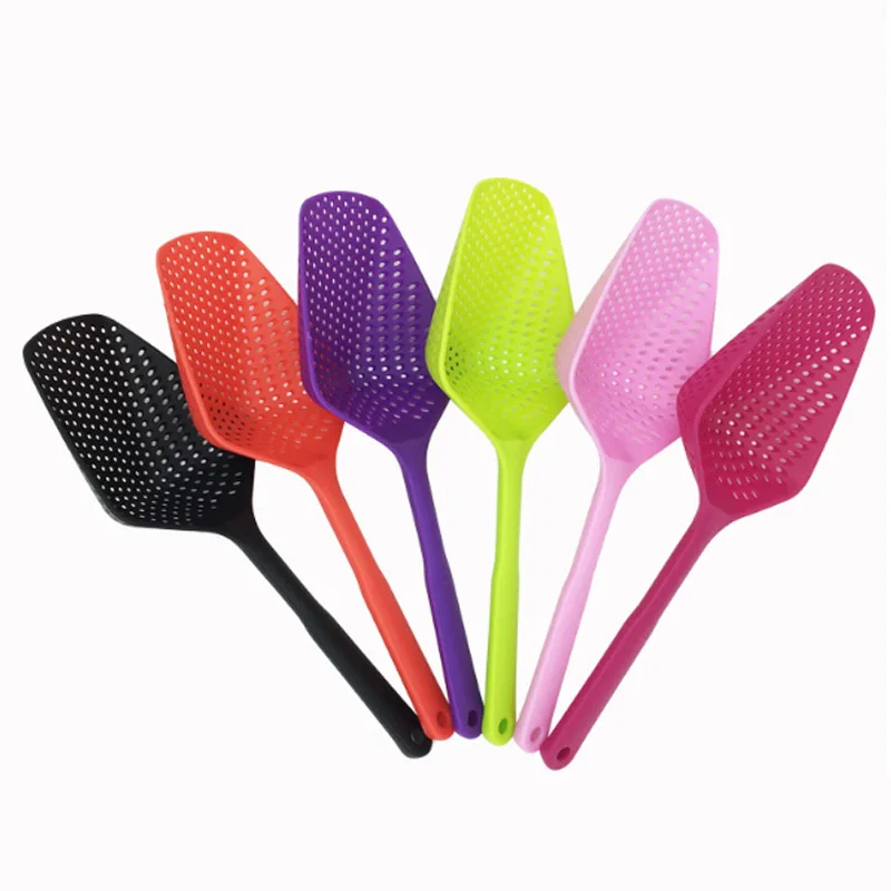 1pc Not sticky Water shovel kitchen tools filter Long colander plastic Ice shovel Non toxic and