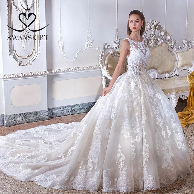 

Swanskirt Luxury Ball gown Wedding Dress 2019 Appliques Chapel Train Lace abiye Princess Vestido de Noiva plus Size U142