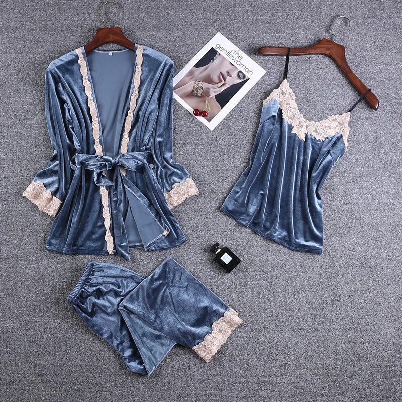 

2018 Ladies pajamas autumn and winter gold velvet three-piece sexy long-sleeved trousers velvet home service can go out to wear