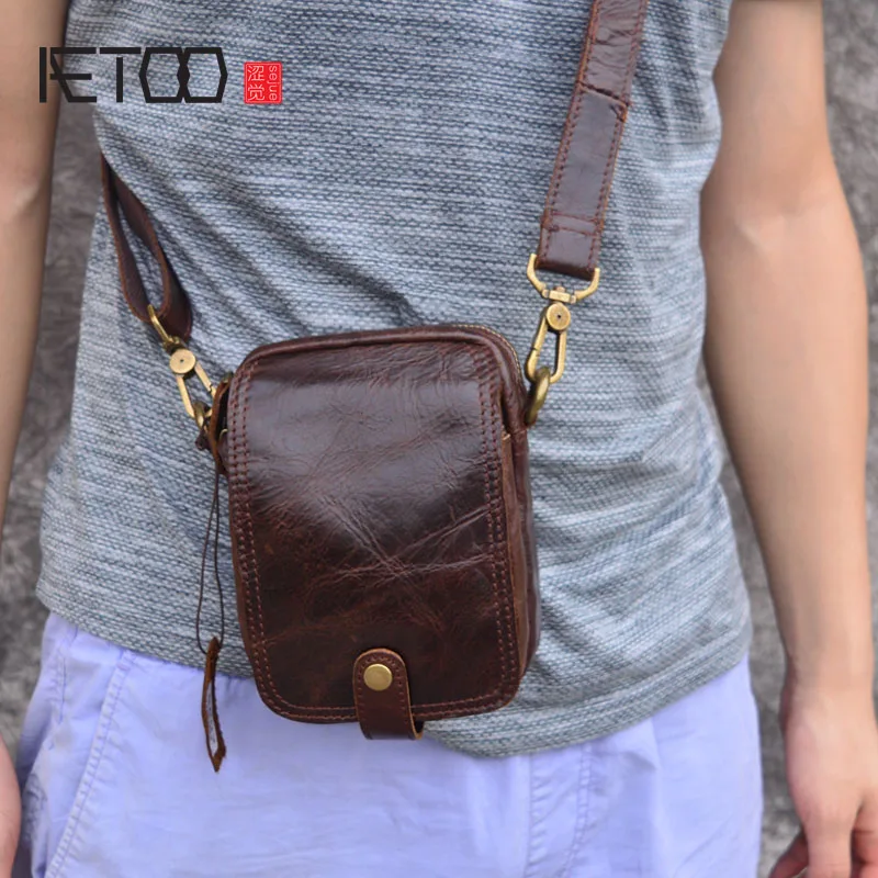 

AETOO Retro mobile phone pocket men's handmade leather Messenger mini casual bag frosted leather men's bag shoulder bag