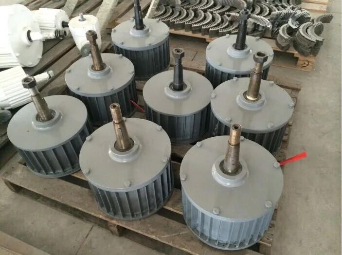 5KW низких оборотах AC220V 380V Трехфазный постоянный магнит генератор для ветровой