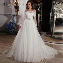 Винтажное кружевное свадебное платье трапециевидной формы с длинными рукавами и поясом с кристаллами, с пуговицами сзади, с аппликацией, шлейфом, свадебное платье