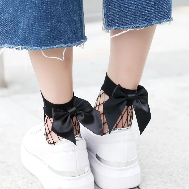 

2019 Fashion Cute Women's Harajuku Black Mesh Short Ankle Socks Grid Fishnet Docks Sexy Bow Funny Ladies Socks In The Net Sokken