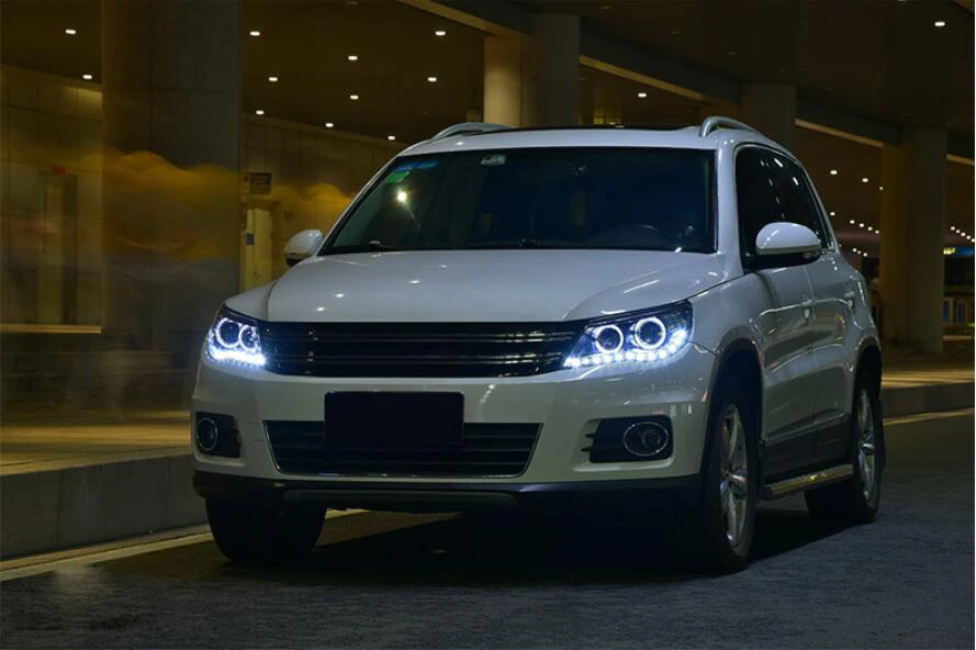 Дхо тигуан. Tiguan 2015 led фонари. Фара Тигуан 2012. Volkswagen Tiguan 2012 года led оптика. Тигуан 2012 Стайлинг.