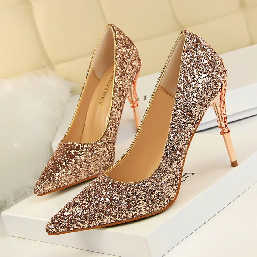 

Women Pumps Shoes Sequined Cloth Pointed Toe Slip-On 9.5cm Carved Metal Thin High Heel Sexy Wedding Lady Club Party Female Shoes