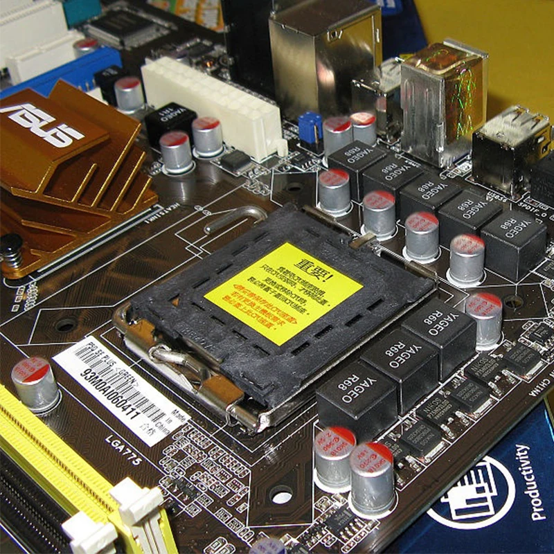 Материнская плата ASUS P5Q SE Plus LGA 775 DDR2 16 Гб для Intel P45 настольная материнская