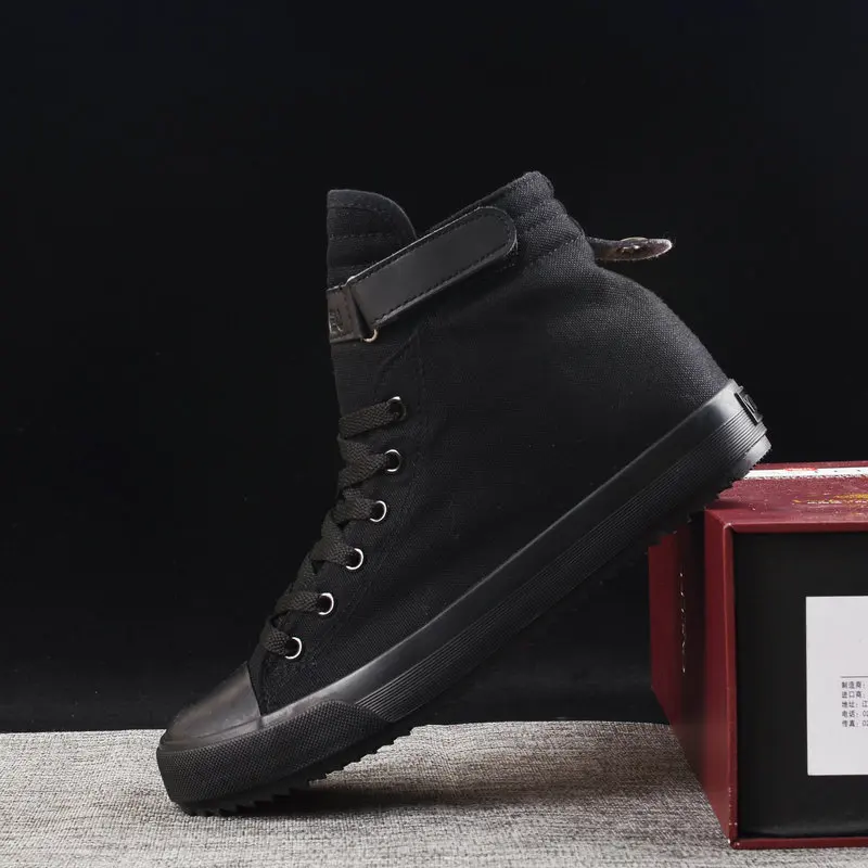 2019 New Arrival Summer Fashion Men Flats Shoes All Black White red Casual Shoes Mens Canvas Shoes Lace-Up high top shoes251