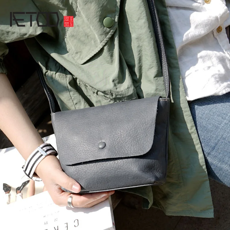

AETOO Leather Art Mini retro do old small satchel, female handmade simple cowhide bag, single shoulder small dumpling bag
