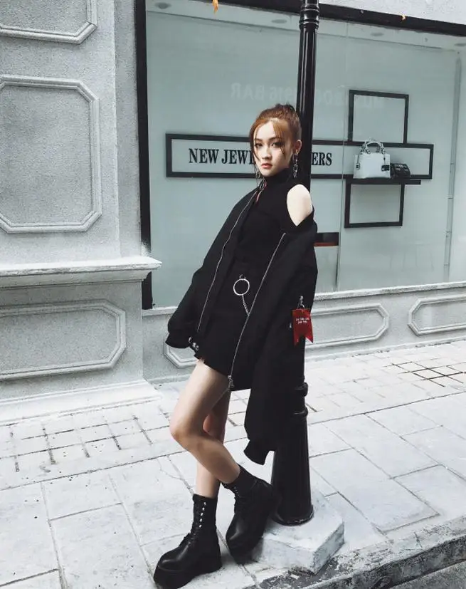 Black Open Shoulder High Collar Long-Sleeved Shirt Women Quarter Zipper Contrast Color Collar Tops Female  Chic Slim Streetwear3