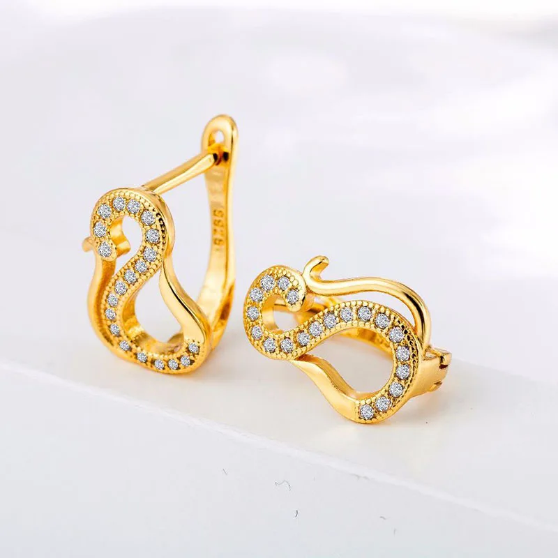 

Personality Hoop Earrings For Wedding Bridal Jewelry Accessory Princess Geometric 8 with Clear CZ Zirconia Simple Brincos E597