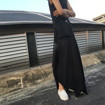 

Original Designer's Original Crease Trousers with Irregular Feet Pleats Pant Girl Fashion Trousers