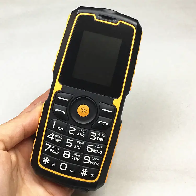 Водонепроницаемый ударопрочный мобильный телефон IP67 недорогой GSM FM русская