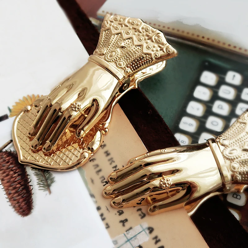 

TUNACOCO Art Gold Plated High Quality Gold Clip Creative lady hand clip Book Clip decoration folder Office stationery qt1710039