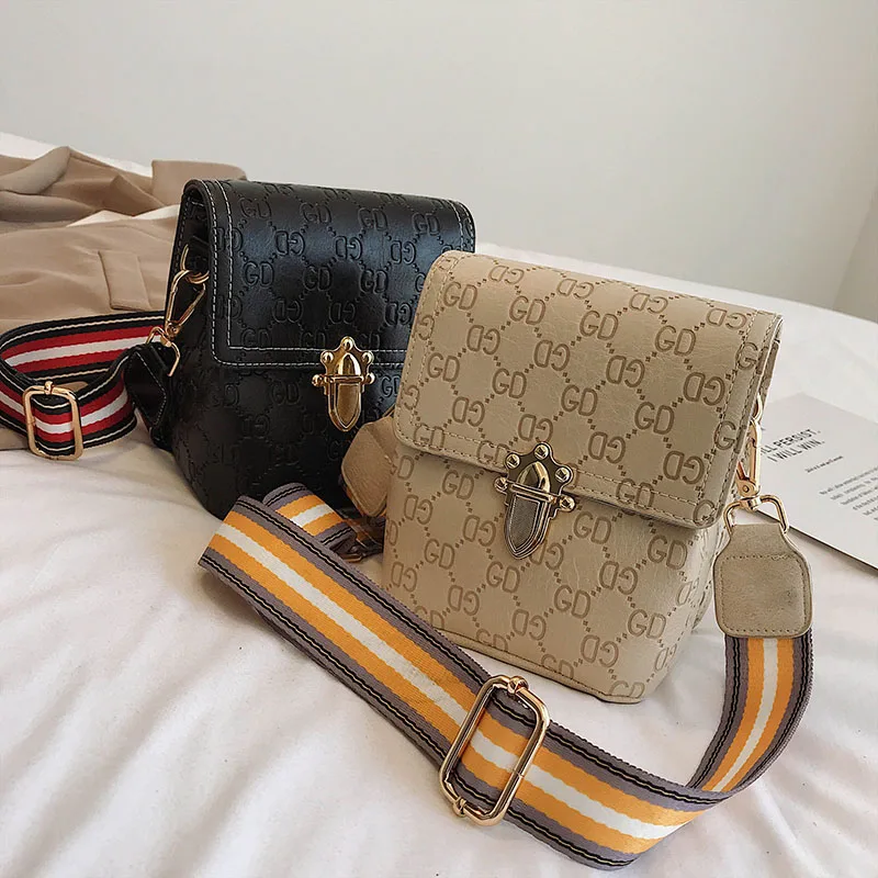 

Metal Gold Buckle Lock Sholder Strap Temperament Wine Color Girls Shoulder Crossbody Bags Sac A Main Femme luis vuiton gg bags