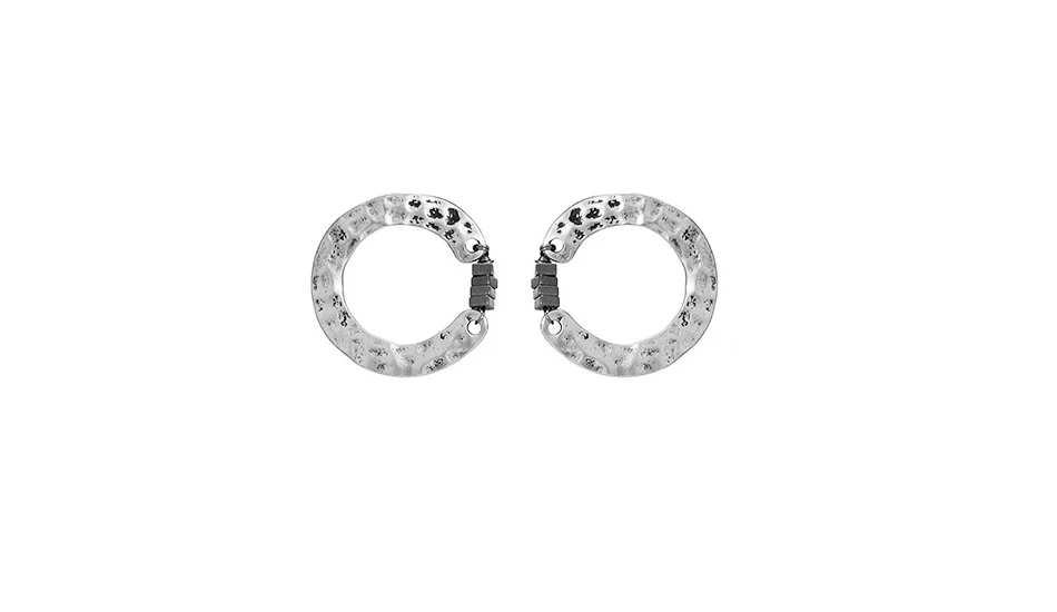 Amaiyllis Hammer Earrings