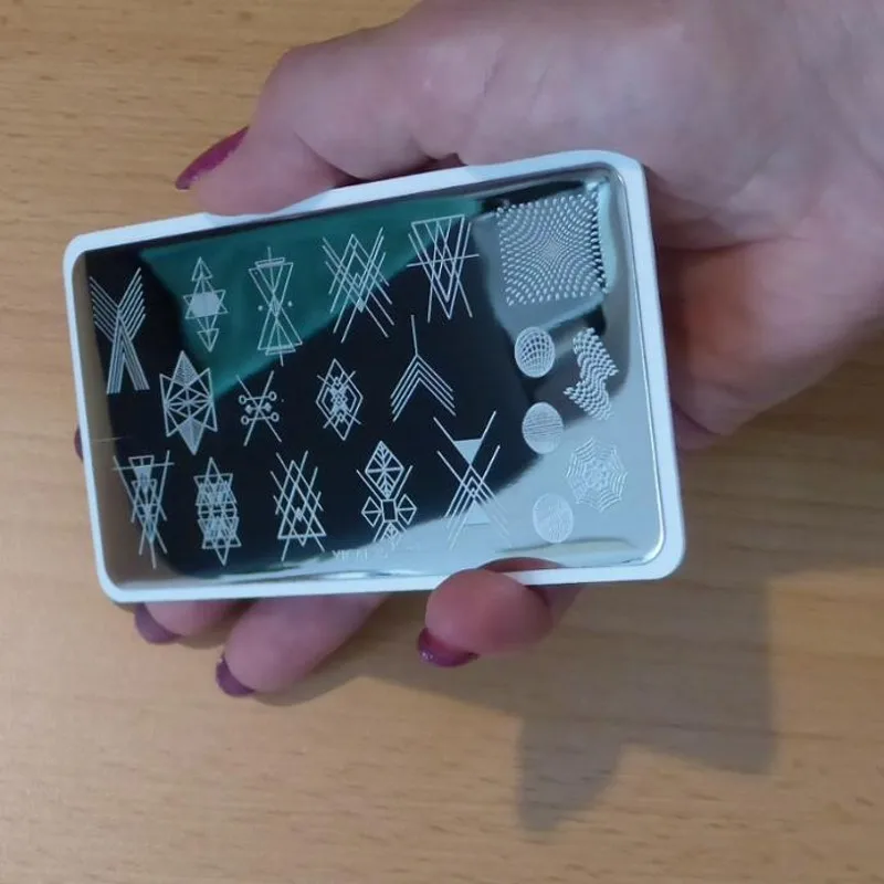 UTB8uXDPhT_IXKJkSalUq6yBzVXaq