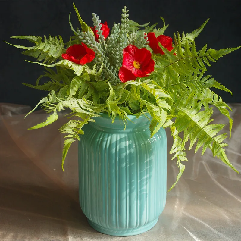 

9pcs Bouquet Red Daisy Forrest Fern Exclusive Sales Artificial Flowe Home Table Christmas Decoration Free Shipping