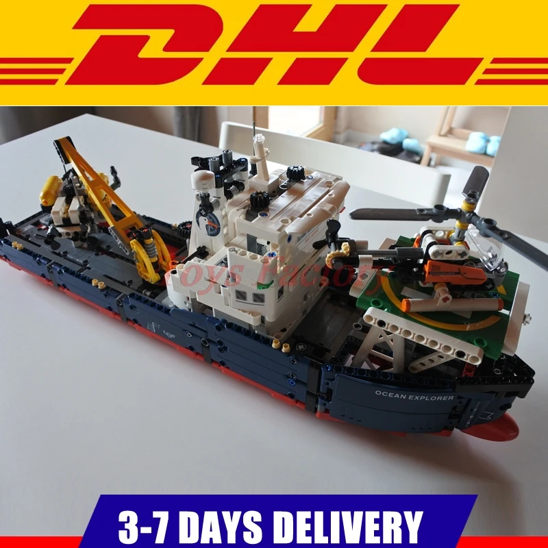 

2018 New LEPIN 20034 1347Pcs Technic Series Ocean Explorer Model Building Kit Blocks Bricks Compatible Toy Gift 42064