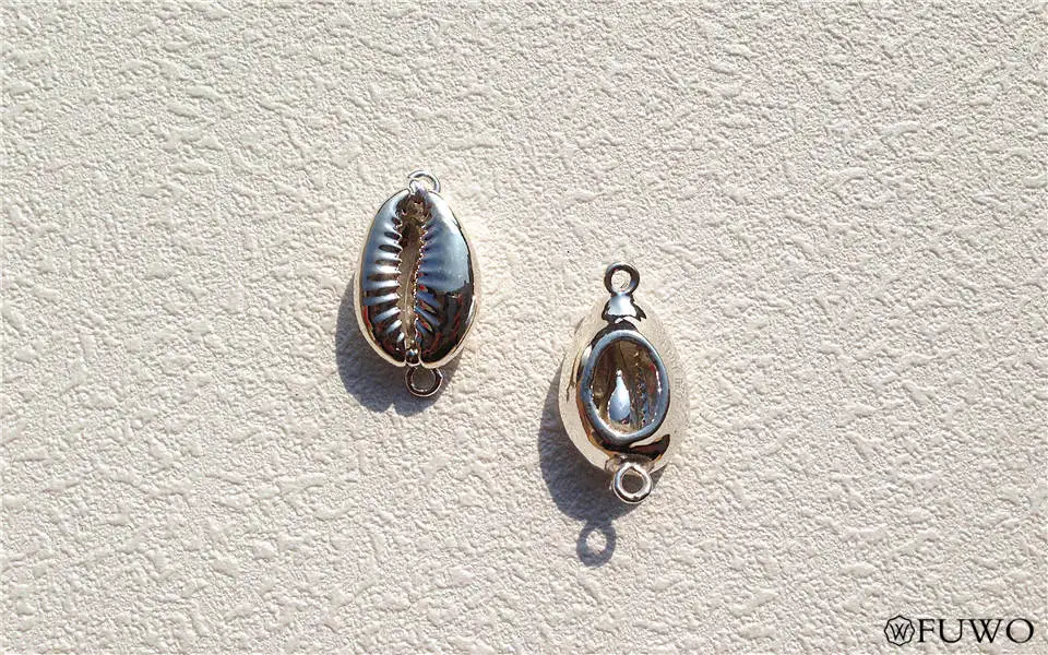 Natural Cowrie Shell Connector Pendant 9