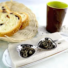 1 шт., новинка, чайная решетка с ручкой из нержавеющей стали, в форме сердца, Чайный фильтр с крюком, для дома, кухни, аксессуары для чая, качество, горячая Распродажа M3