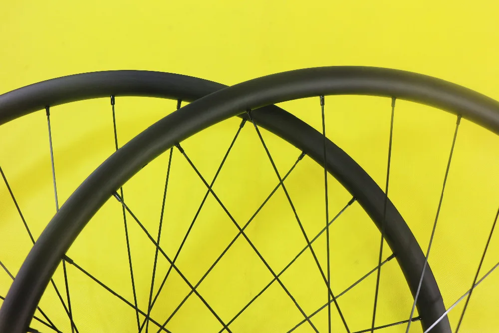 Cheap LIGHT WEIGHT 29er MTB XC 30mm hookless straight pull carbon wheelset 29" boost 350 hubs 6 bolts or center lock Pillar wing 20 3 Cheap LIGHT WEIGHT 29er MTB XC 30mm hookless straight pull carbon wheelset 29" boost 350 hubs 6 bolts or center lock Pillar wing 20 3
