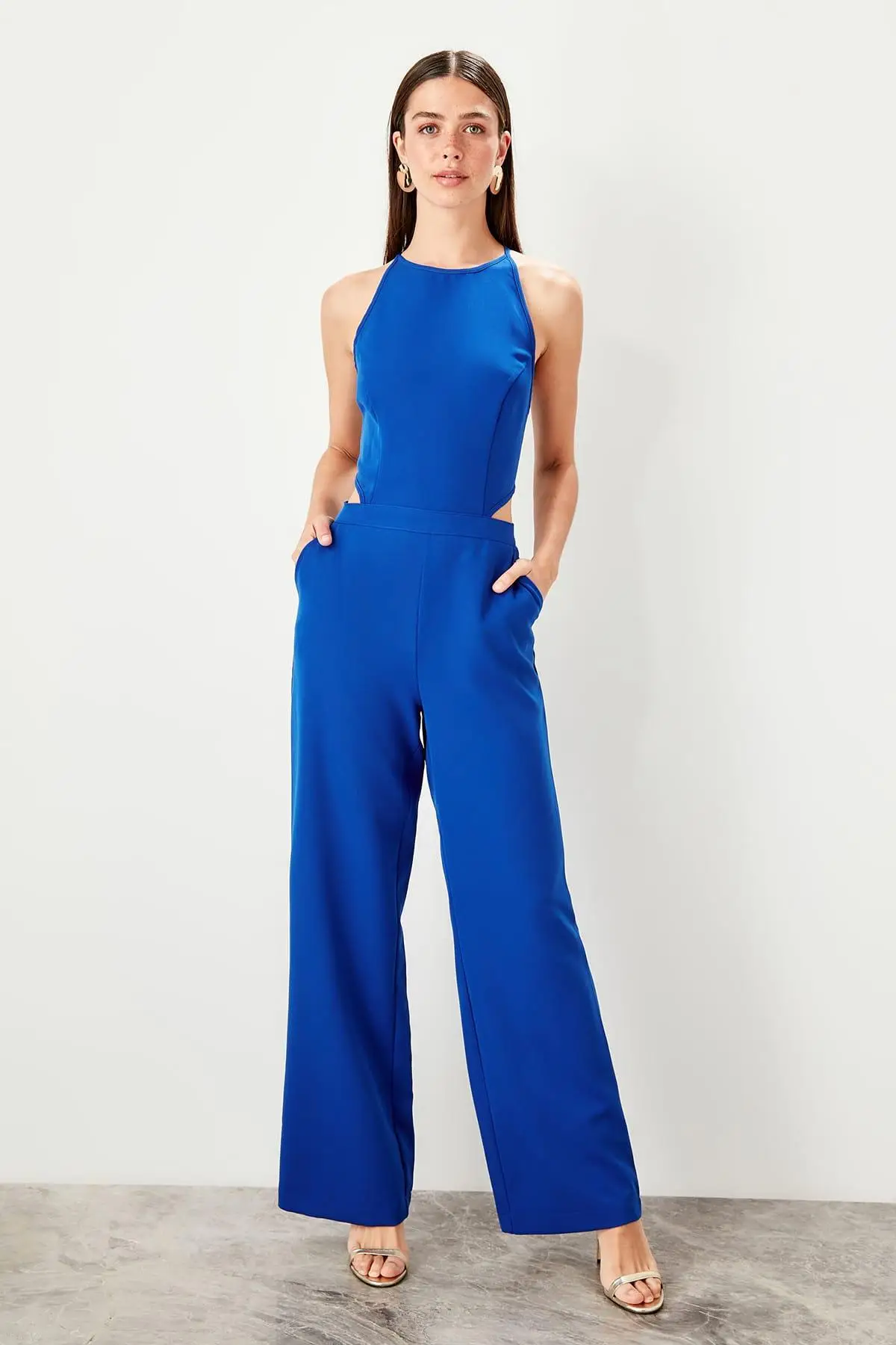 Trendyol Saks Талия низкий комбинезон с вырезом TWOSS19LJ0139 |