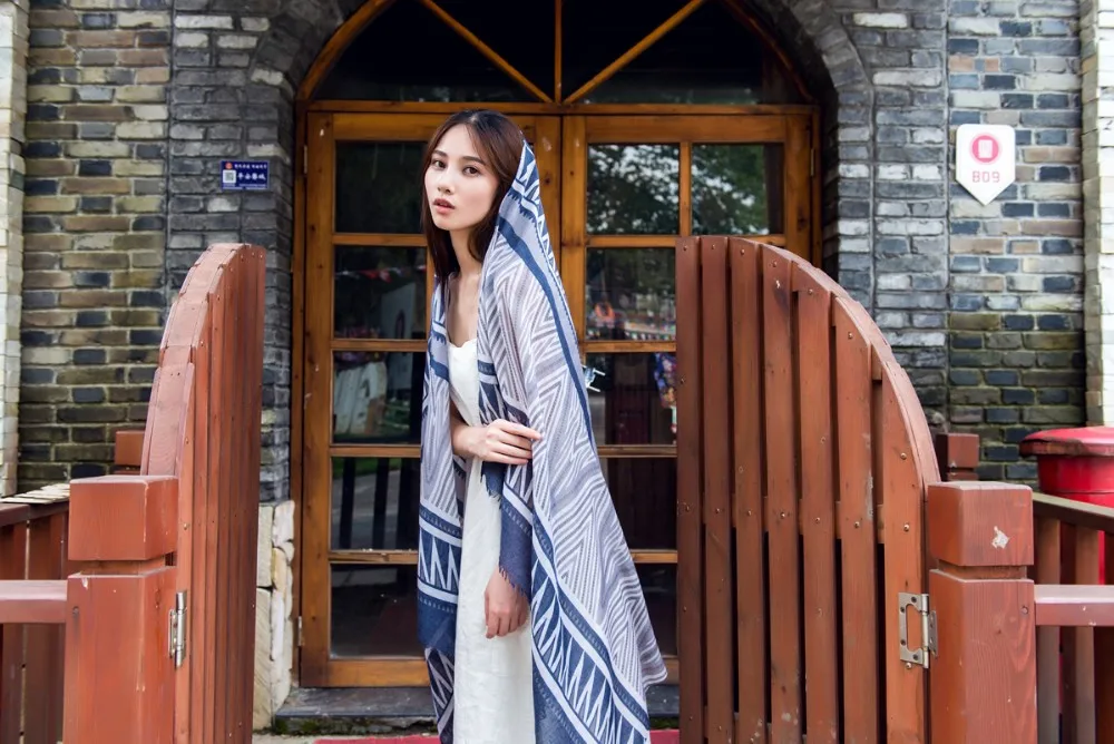 Лидер продаж 2016 года треугольники геометрический принт шарф хлопок шарф с бахромой Для женщин длинные платки Шарфы для женщин Обёрточная