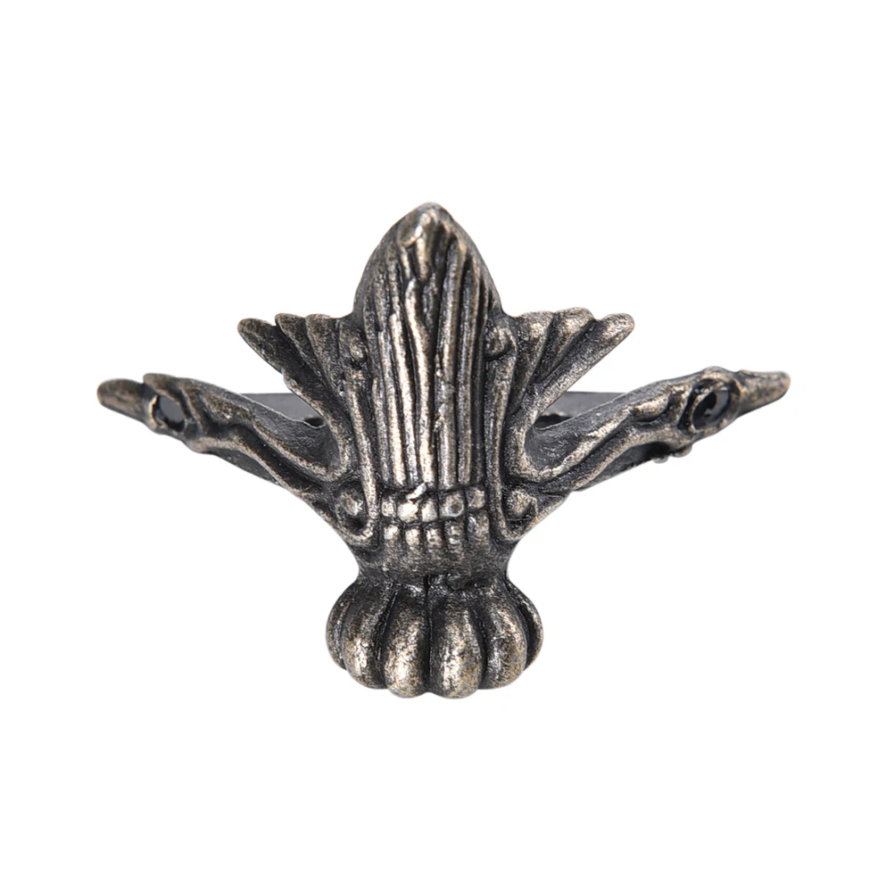 

4PCS 42x30mm Antique Wood Box Feet Leg Corner Protector Triangle Rattan Carved Decorative Bracket For Furniture Hardware