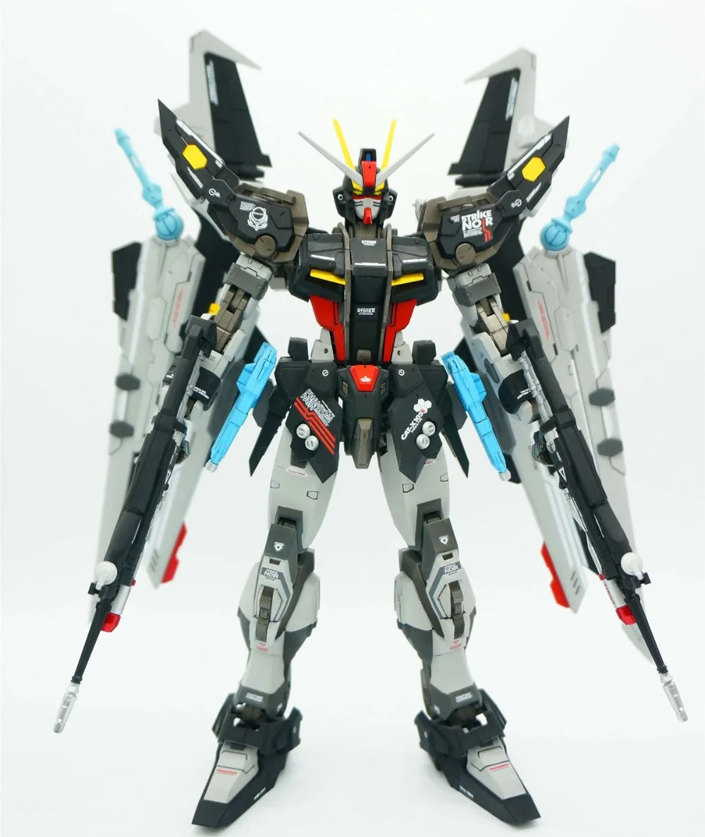 Strike Noir Gundam GAT-X105E Strike E Gundam MG 1/100 Scale 