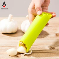 Wulekue красочные силиконовые нож легко пилинг трубки чеснок Magic кухня интимные Аксессуары Инструмент пособия по кулинарии Инструменты гаджет - изображение
