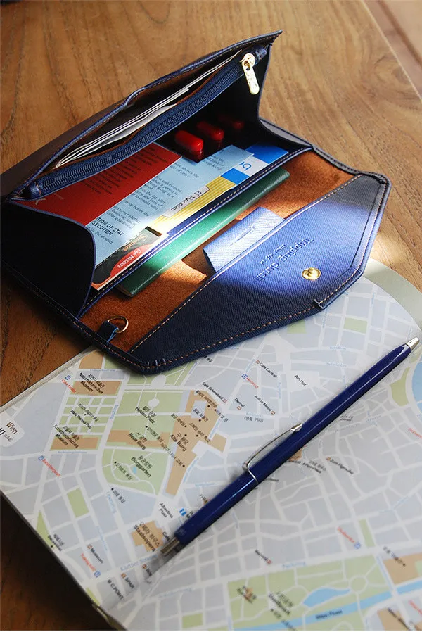 8764470215_423957234