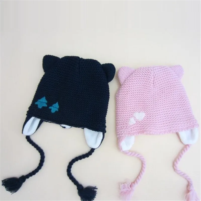 Вязаная крючком шапка для маленьких девочек кепки Модные вышивка вязаная детская шапка, сезон осень-зима теплые детские шапки от 0 до 5 лет