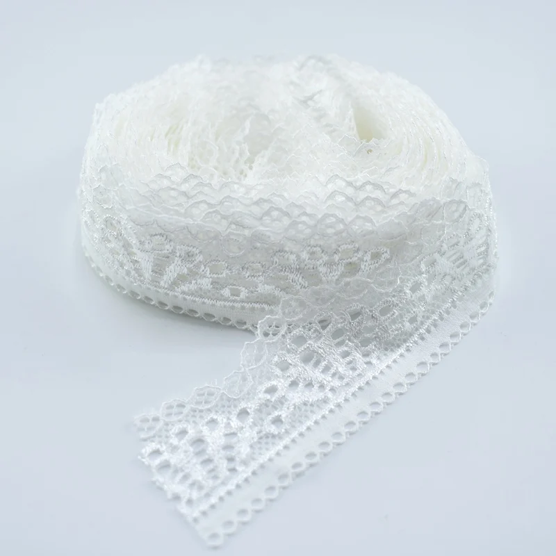 4 Yards White Elastic stretch Fancy Edge Lace Trim ~ Sewing