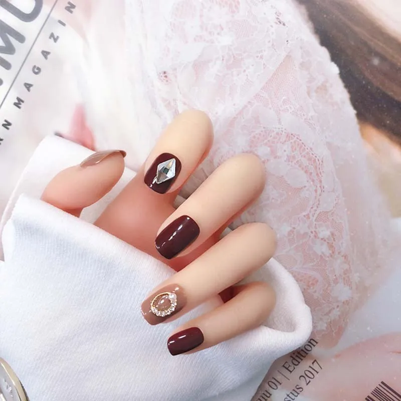 

24pcs Fashion Coffee Jump Color Shimmer Crystal Detachable False Nail Tips Full Cover Short Round Head Fake Nails With Glue