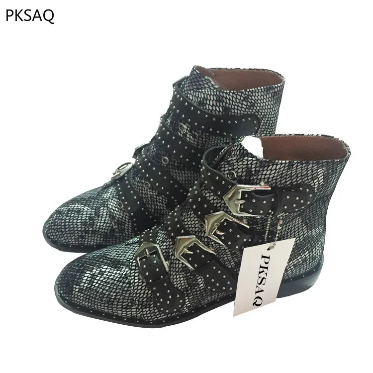 

Spring Autumn Fashion Pointed Toe Rivets Short Boots Flat Fashion Square Heel Women Shoes Motorcycle Boots Plus Size