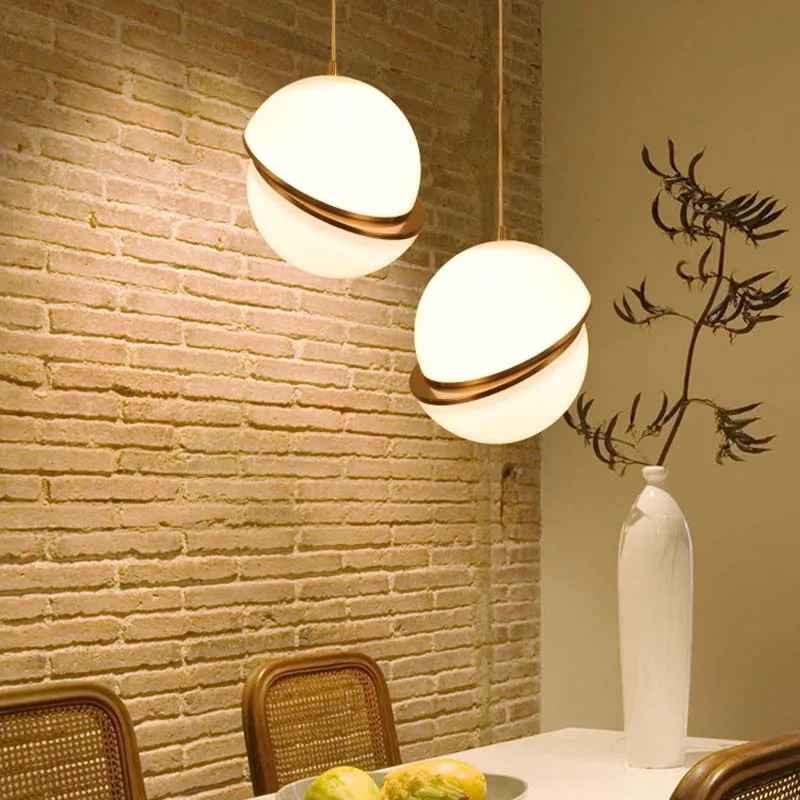 Modern Art Ball Pendant Light Hanging White Acrylic Shade Brass Round Pendant Lamp Creative Suspension Pendant Light for Restaurant Cafe Bar (16)