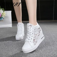 Летняя женская модная повседневная обувь на платформе Кроссовки Женская обувь на толстой подошве дышащие женские ботинки на танкетке белого цвета