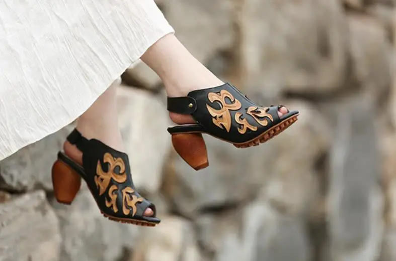 

Spring and Autumn season new hollow pattern cowhide open-toed high-heeled leather sandals