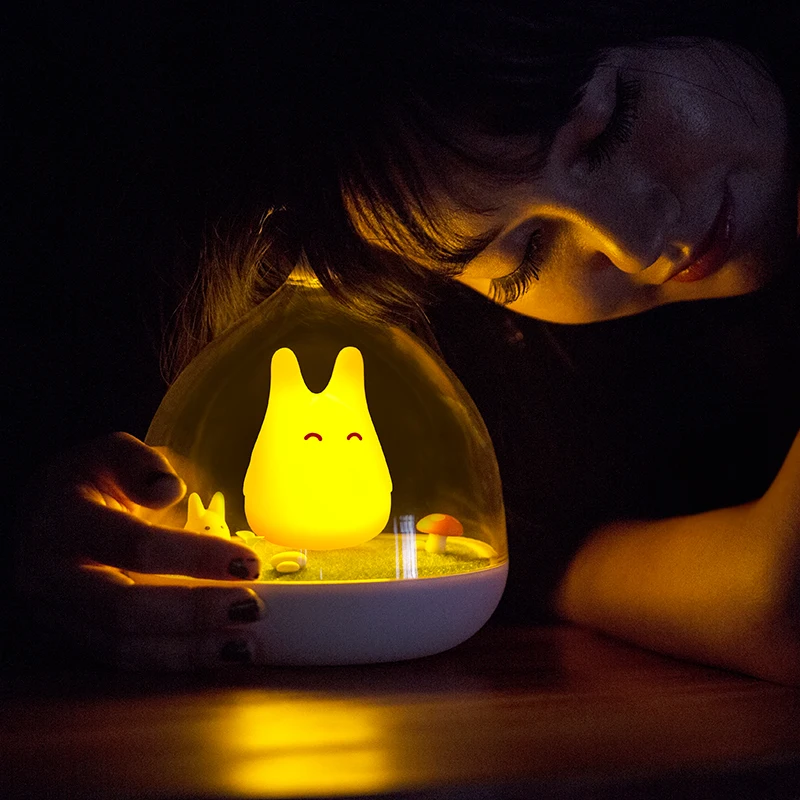 My Neighbor Totoro - Kawaii Chibi Totoro Touch Sensor Led Desk Lamp (4 Colors)