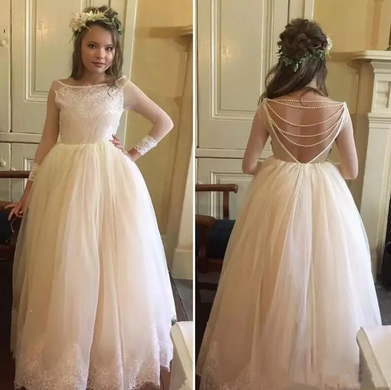 Ivoor Baljurk Kant Parels Flower Girl Trouwjurken Lange Mouwen Custom Made Eerste Communie Jurk Gratis Verzending Ivoor Baljurk Kant Parels Flower Girl Trouwjurken Lange Mouwen Custom Made Eerste Communie Jurk Gratis Verzending