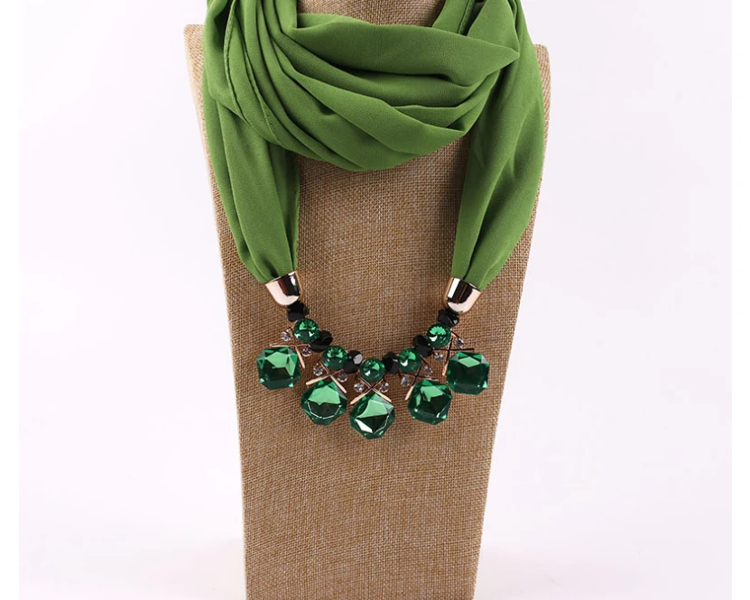 scarf_17