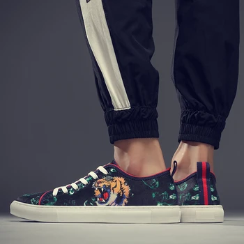 

CYYTL Fashion Men's Sneakers Low-top 2020 Shoes Tiger Head Horse Hair 5D Printing Walking Tenis Masculino Zapatillas Hombre