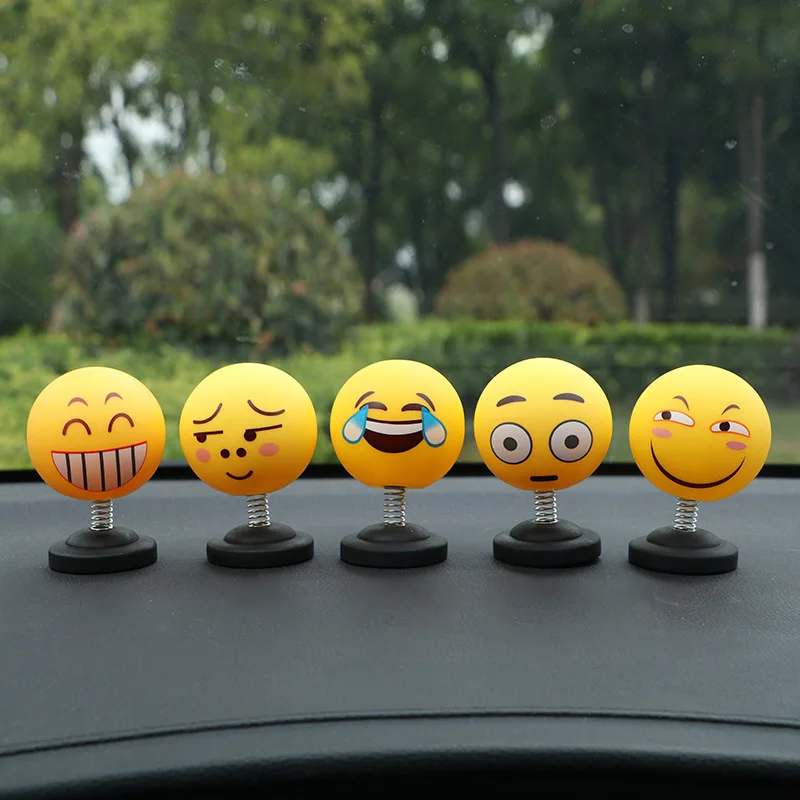 

Car Ornaments Shaking Head Toys Funny Emoji Swinging Head Car Dashboard Cartoon Lovely Nodding Doll Gifts Automobile Decoration