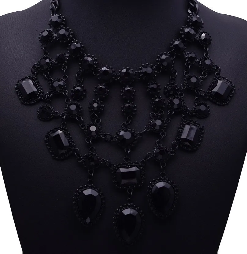 Лучшие леди новые оптовые цены, модное ожерелье Европейский костюм кристалл чокер кисточкой нагрудник кулон ожерелье массивные ювелирные изделия B2515