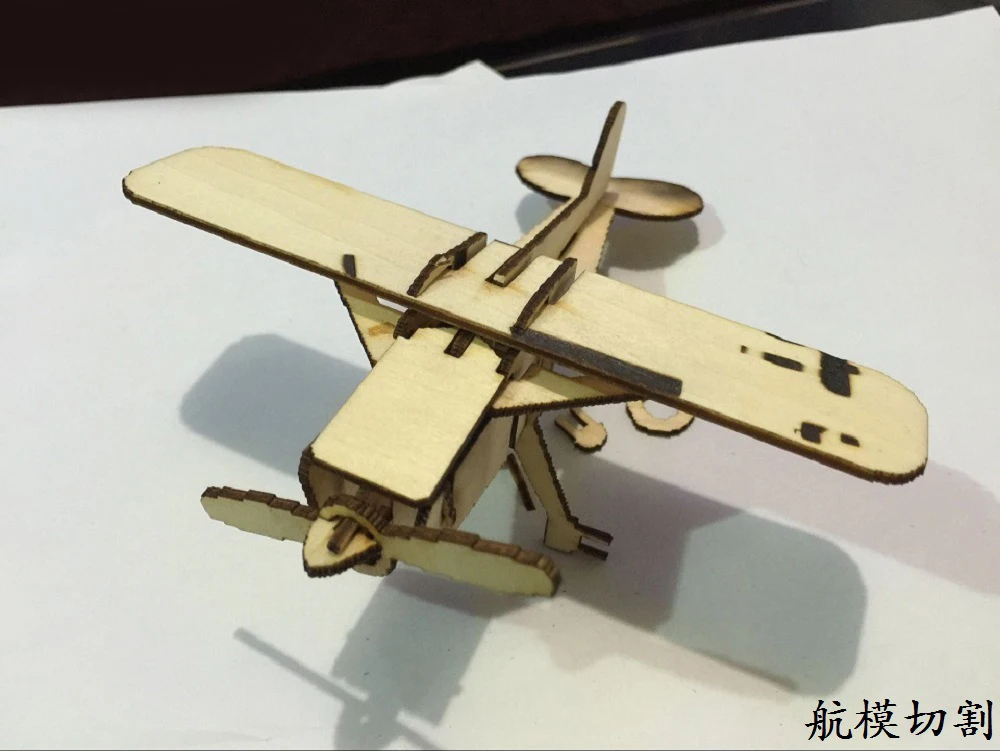 HTB1UZIempGWBuNjy0Fbq6z4sXXaE